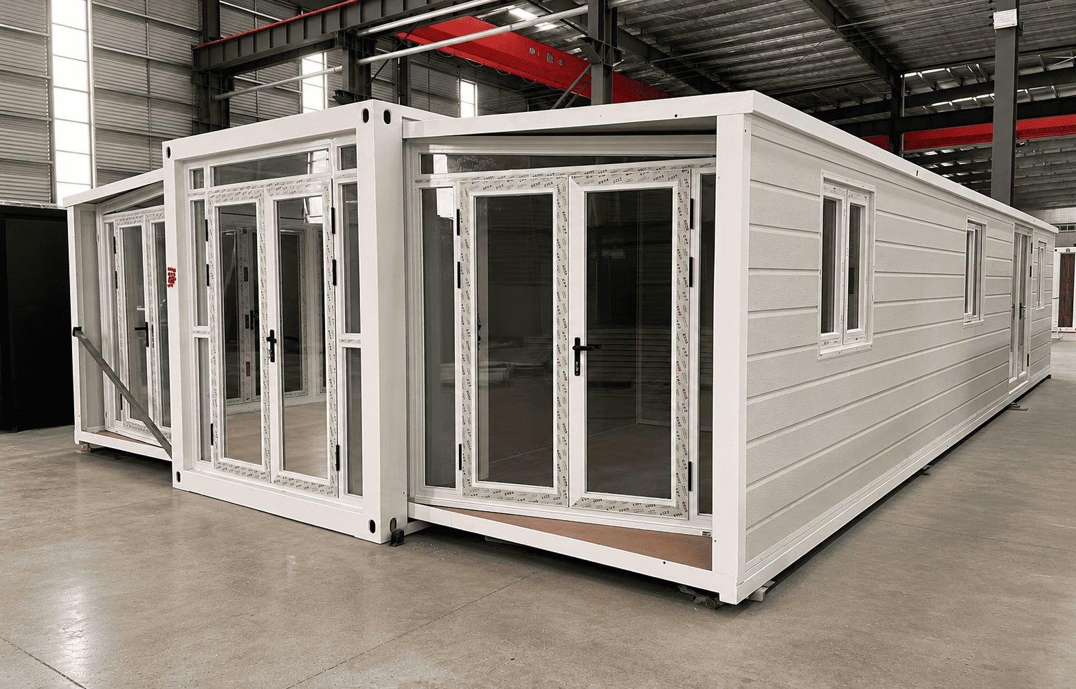 Casa Box contenitore espandibile da 40 piedi | Showroom commerciale luminoso